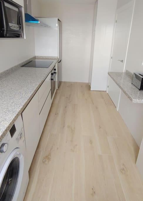 Precioso Apartamento Frente A La Playa Torre Del Mar Εξωτερικό φωτογραφία