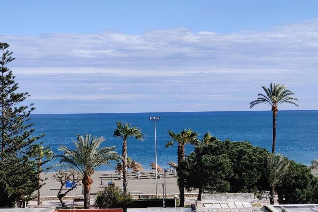 Precioso Apartamento Frente A La Playa Torre Del Mar Εξωτερικό φωτογραφία