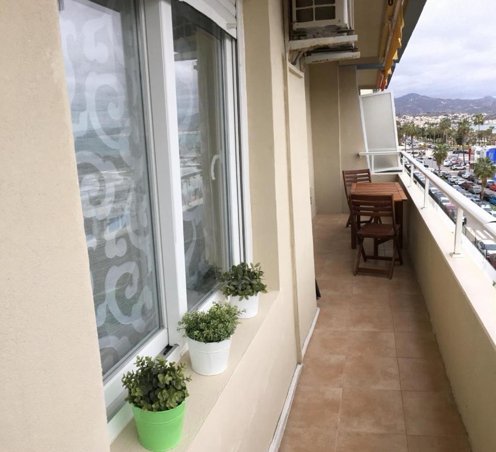 Precioso Apartamento Frente A La Playa Torre Del Mar Εξωτερικό φωτογραφία
