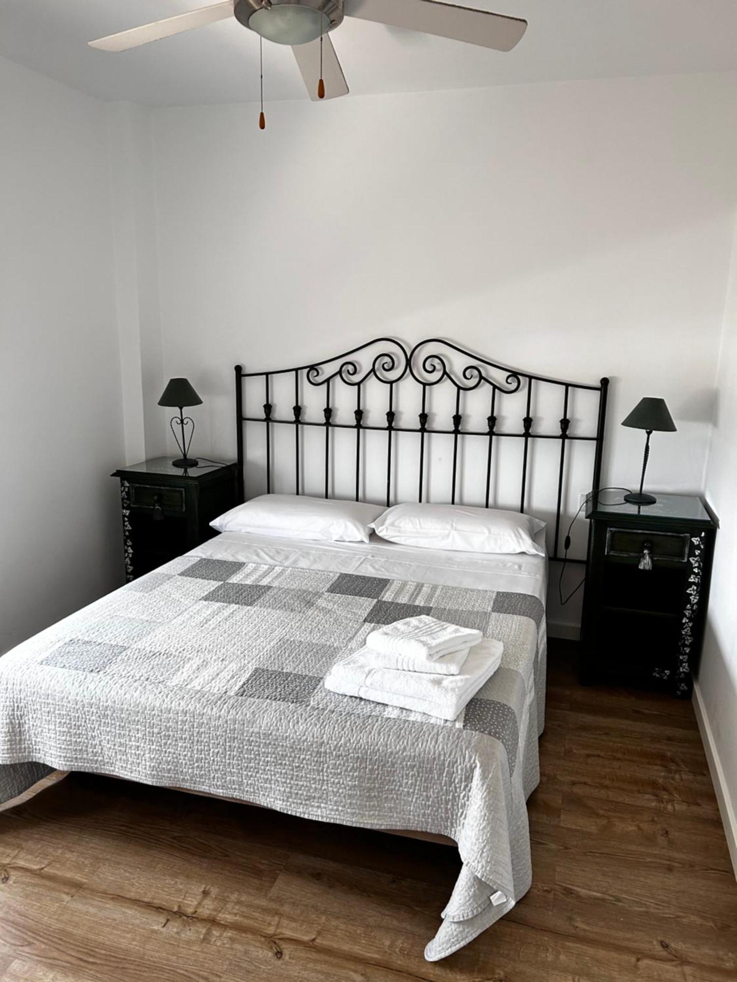 Precioso Apartamento Frente A La Playa Torre Del Mar Εξωτερικό φωτογραφία